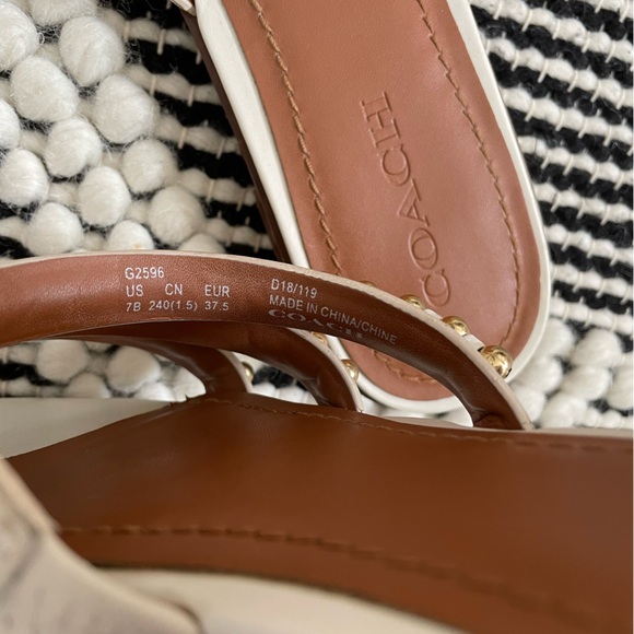 Coach Triple Strap Ballchain Leather Flat Sandals Chalk - SIZE 37.5 (US 7) - Picture 5 of 7